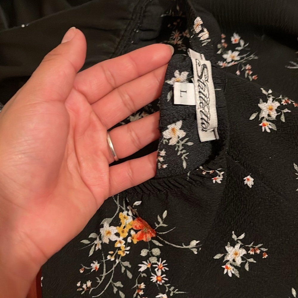 Romper - Picture 4 of 4